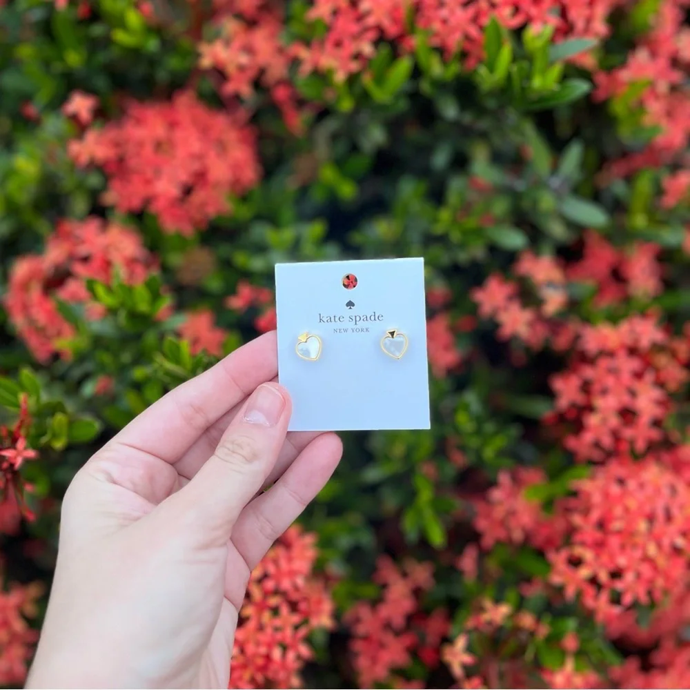 NWT Kate Spade Signature Spade Earrings • Cream Multi